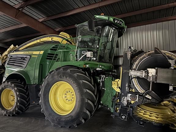 Image of John Deere 9900 Primary image