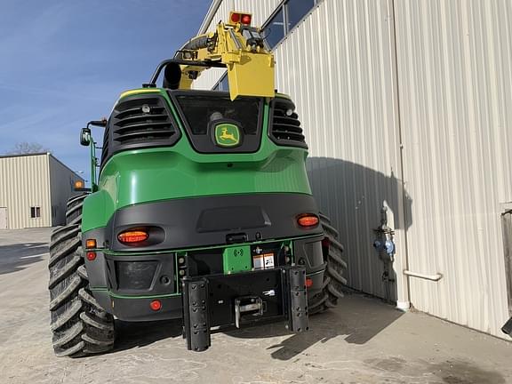 Image of John Deere 9900i equipment image 2