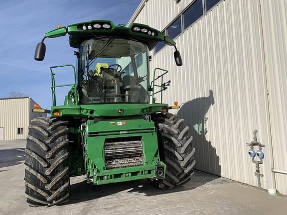 Image of John Deere 9900i equipment image 3