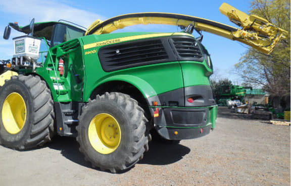 Image of John Deere 9900 equipment image 1