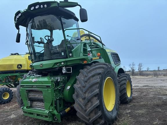 Image of John Deere 9900 equipment image 1