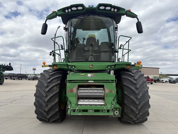 Image of John Deere 9900 equipment image 1