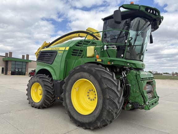 Image of John Deere 9900 equipment image 2