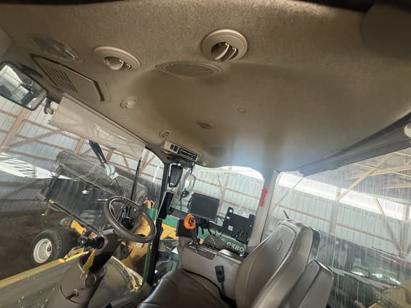 Image of John Deere 9900 equipment image 4