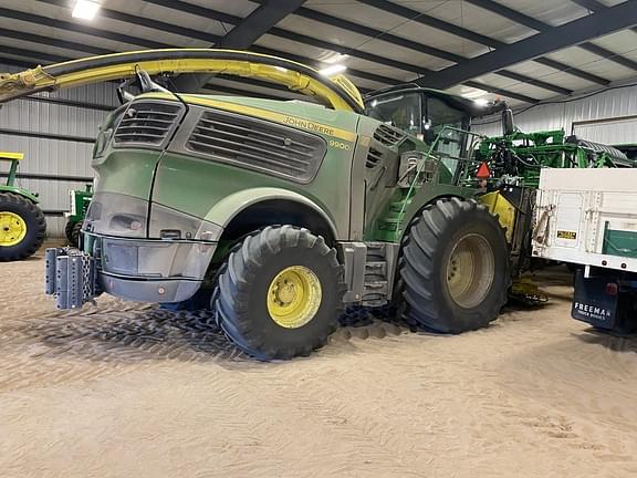 Image of John Deere 9900 equipment image 1