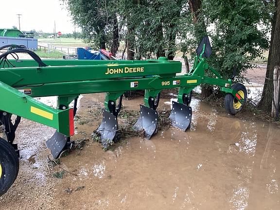Image of John Deere 995 equipment image 3