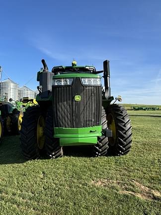 Image of John Deere 9R 390 equipment image 2