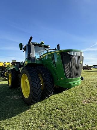 Image of John Deere 9R 390 equipment image 1