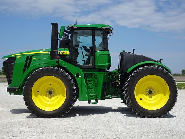 Image of John Deere 9R 390 equipment image 2