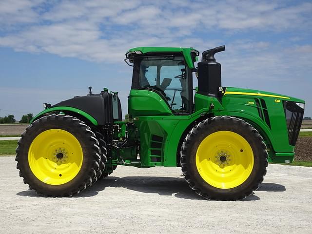 Image of John Deere 9R 390 equipment image 3