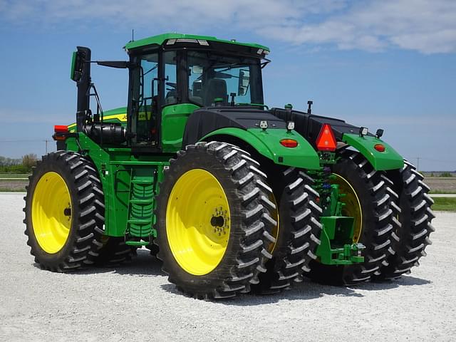 Image of John Deere 9R 390 equipment image 4