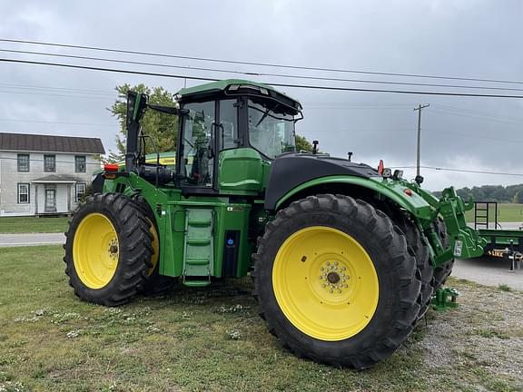 Image of John Deere 9R 390 equipment image 4