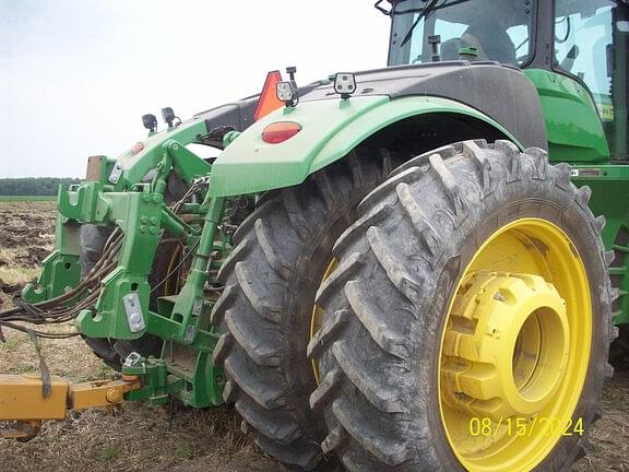 Image of John Deere 9R 390 equipment image 1