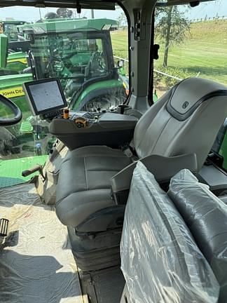 Image of John Deere 9R 390 equipment image 3