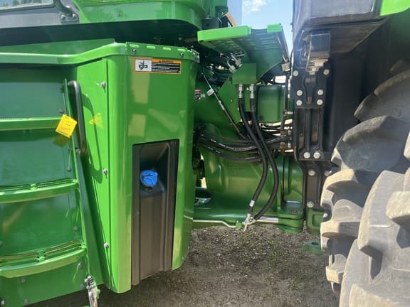 Image of John Deere 9R 440 equipment image 4