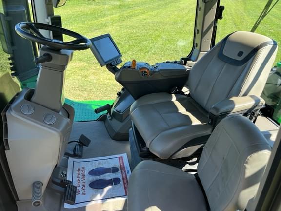 Image of John Deere 9R 440 equipment image 4