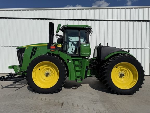 2022 John Deere 9R 440 Equipment Image0