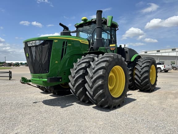 Image of John Deere 9R 440 Primary image