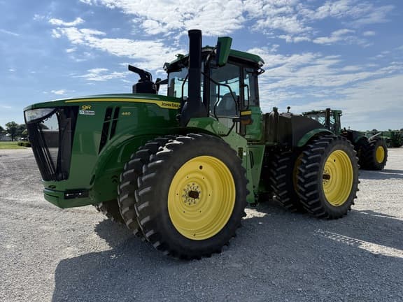 Image of John Deere 9R 440 equipment image 4