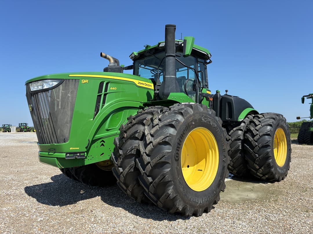 Image of John Deere 9R 440 Primary image