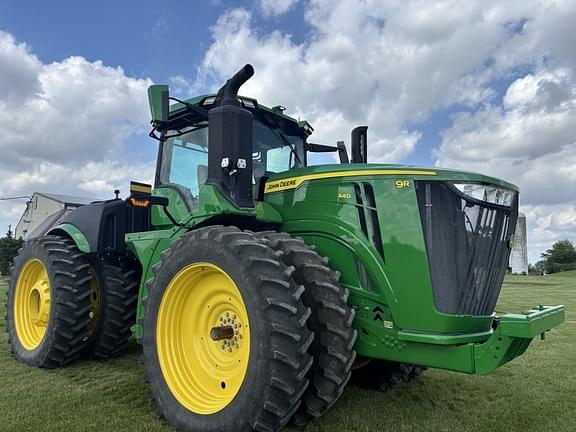 Image of John Deere 9R 440 Primary image