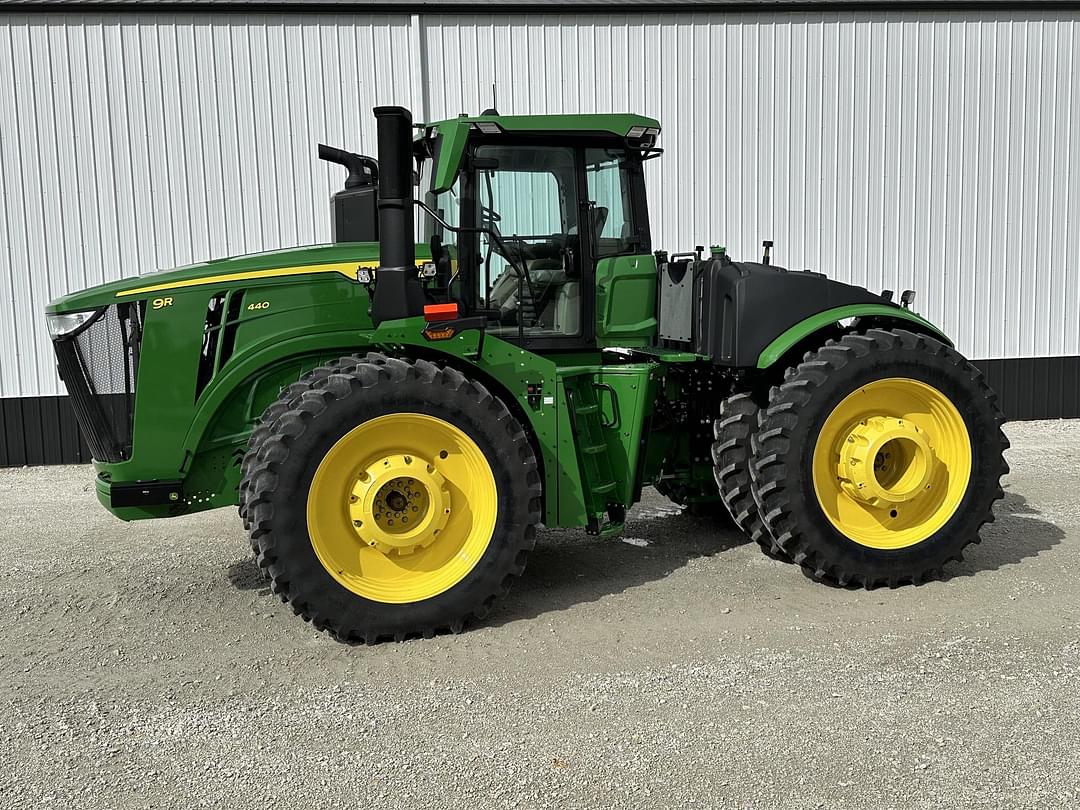 Image of John Deere 9R 440 Primary image