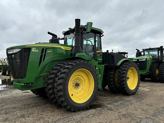 Image of John Deere 9R 440 Primary image