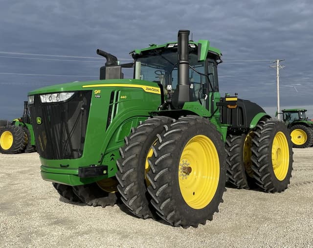 Image of John Deere 9R 440 equipment image 3