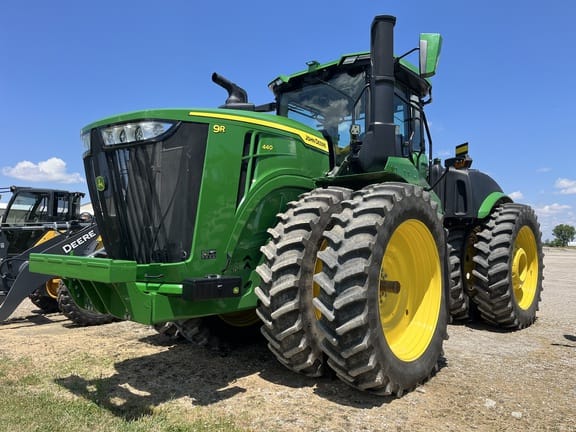 2023 John Deere 9R 440 Equipment Image0