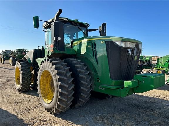 Image of John Deere 9R 440 equipment image 1