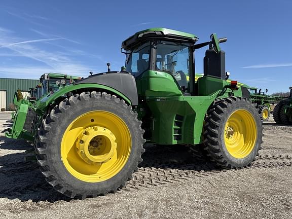 Image of John Deere 9R 440 equipment image 2