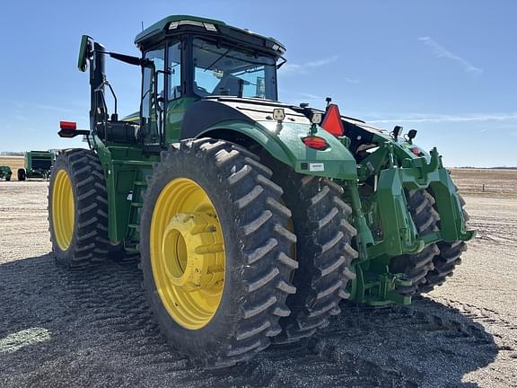 Image of John Deere 9R 440 equipment image 4