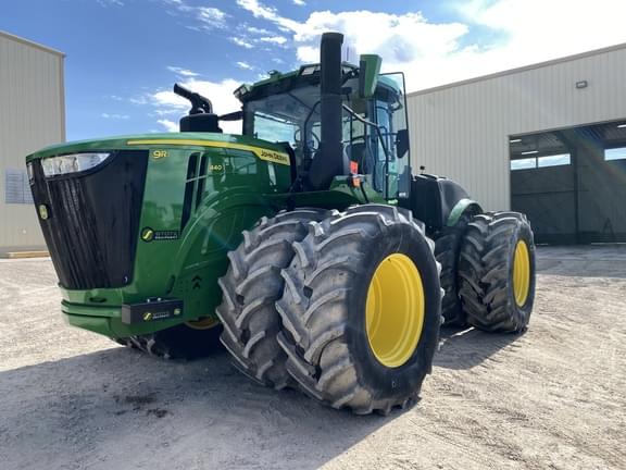Image of John Deere 9R 440 equipment image 1