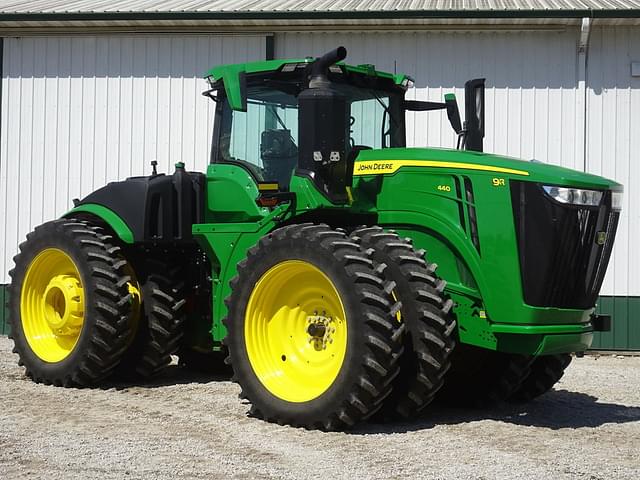 Image of John Deere 9R 440 equipment image 1