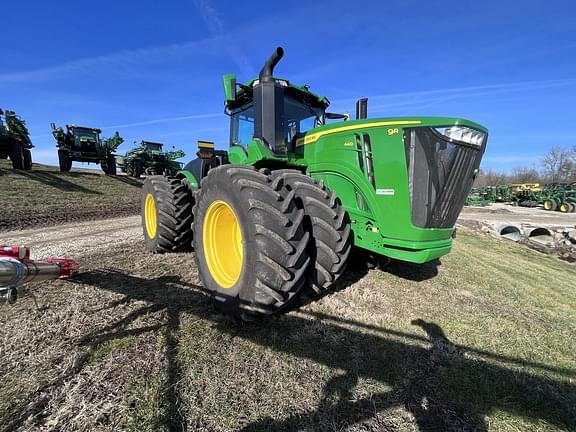 Image of John Deere 9R 440 equipment image 1