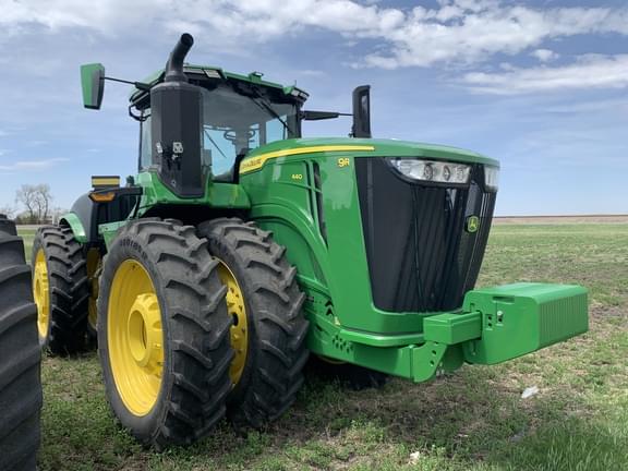 Image of John Deere 9R 440 equipment image 1