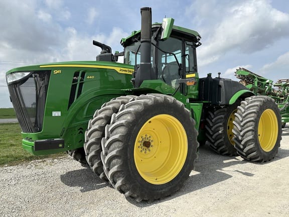 2023 John Deere 9R 440 Equipment Image0