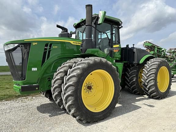 Image of John Deere 9R 440 Image 0