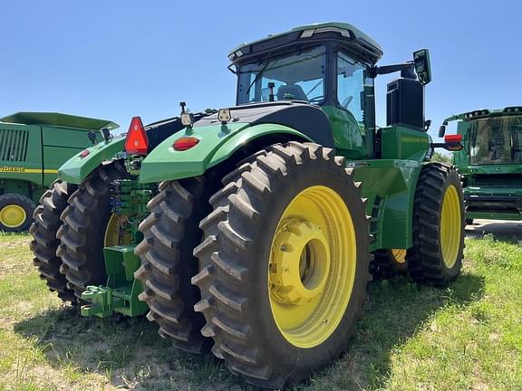 Image of John Deere 9R 440 equipment image 2