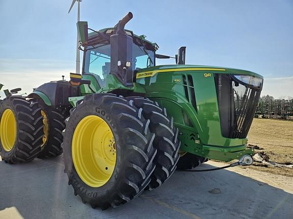 Image of John Deere 9R 490 equipment image 2