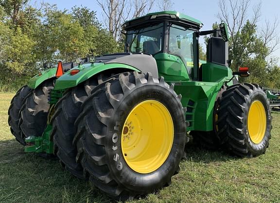 Image of John Deere 9R 490 equipment image 2