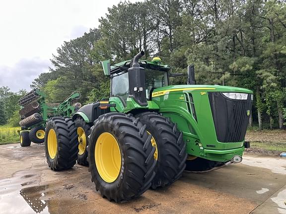 Image of John Deere 9R 490 equipment image 1