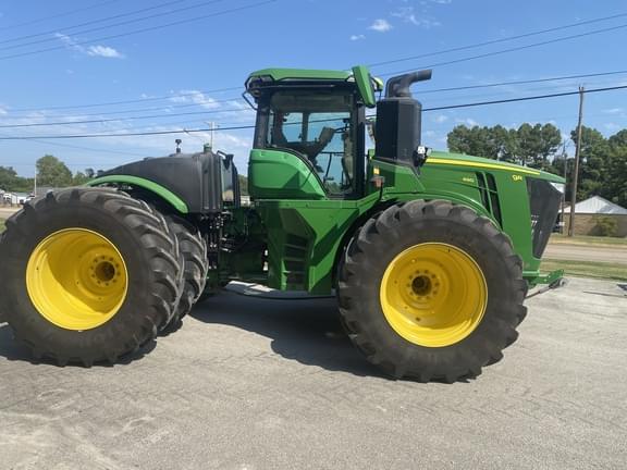 Image of John Deere 9R 490 equipment image 2
