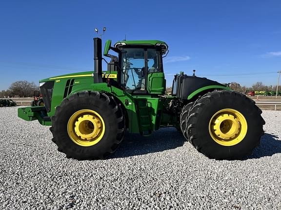 Image of John Deere 9R 540 equipment image 1