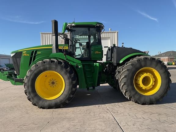 Image of John Deere 9R 540 equipment image 1