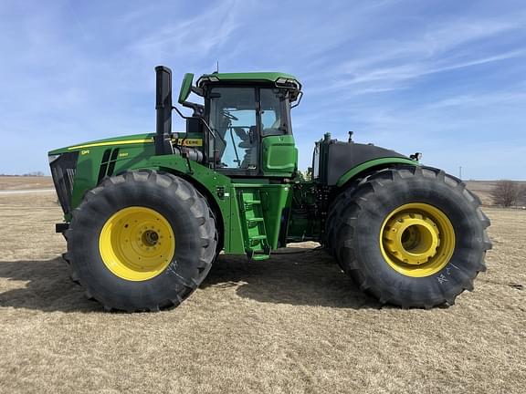 Image of John Deere 9R 590 equipment image 1