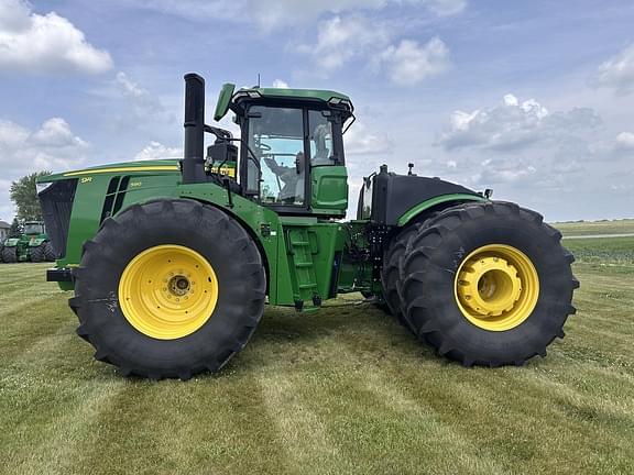 Image of John Deere 9R 590 equipment image 1