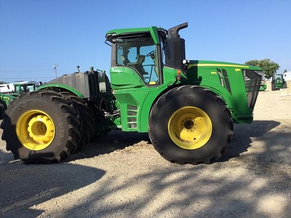 Image of John Deere 9R 590 equipment image 1