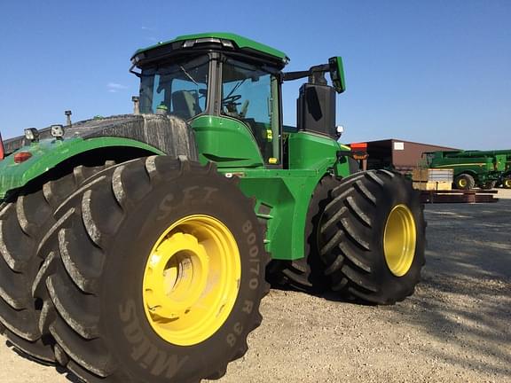 Image of John Deere 9R 590 equipment image 2