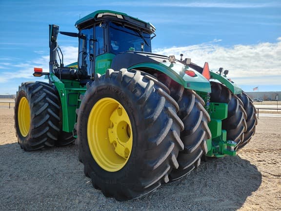 Image of John Deere 9R 590 equipment image 2